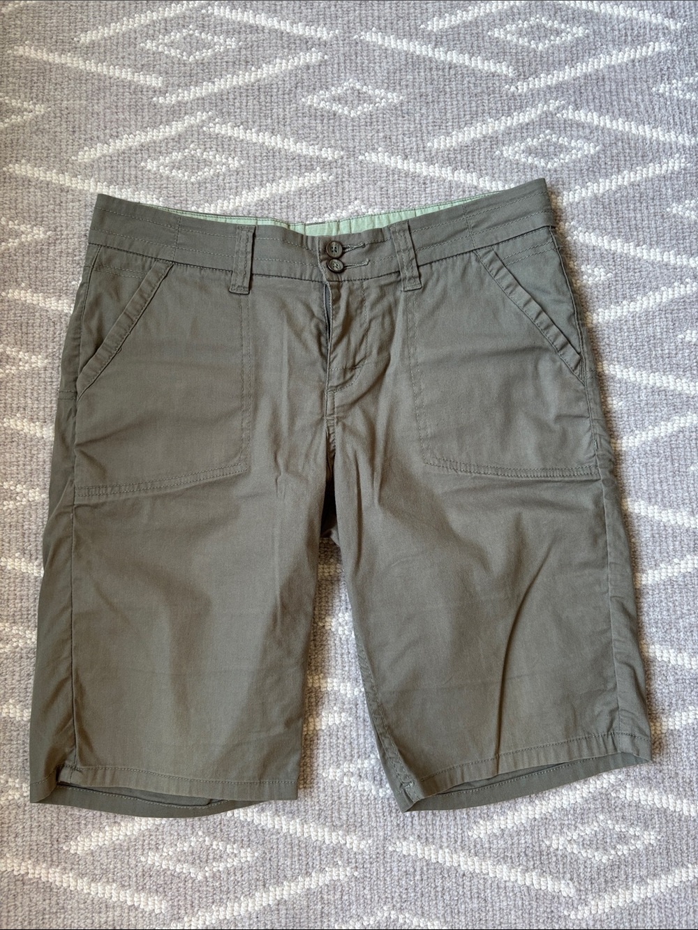 Toad&Co Olive Green Women's Casual Utility Shorts